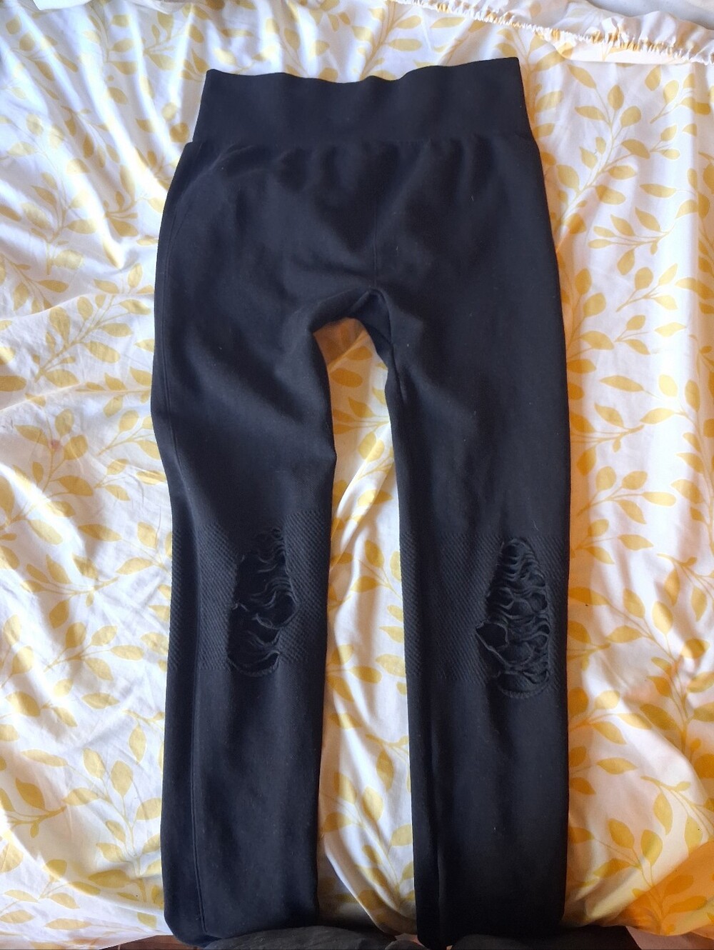 G7Fashion Nova Black Ripped Knee Leggings/tights